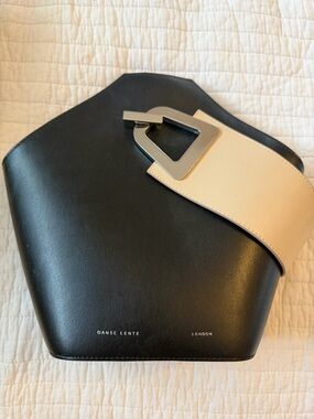 Danse Lente Black and Cream Shoulder Bag